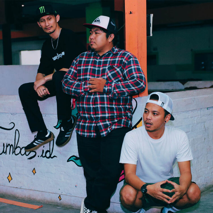 sin-decide Love Hate